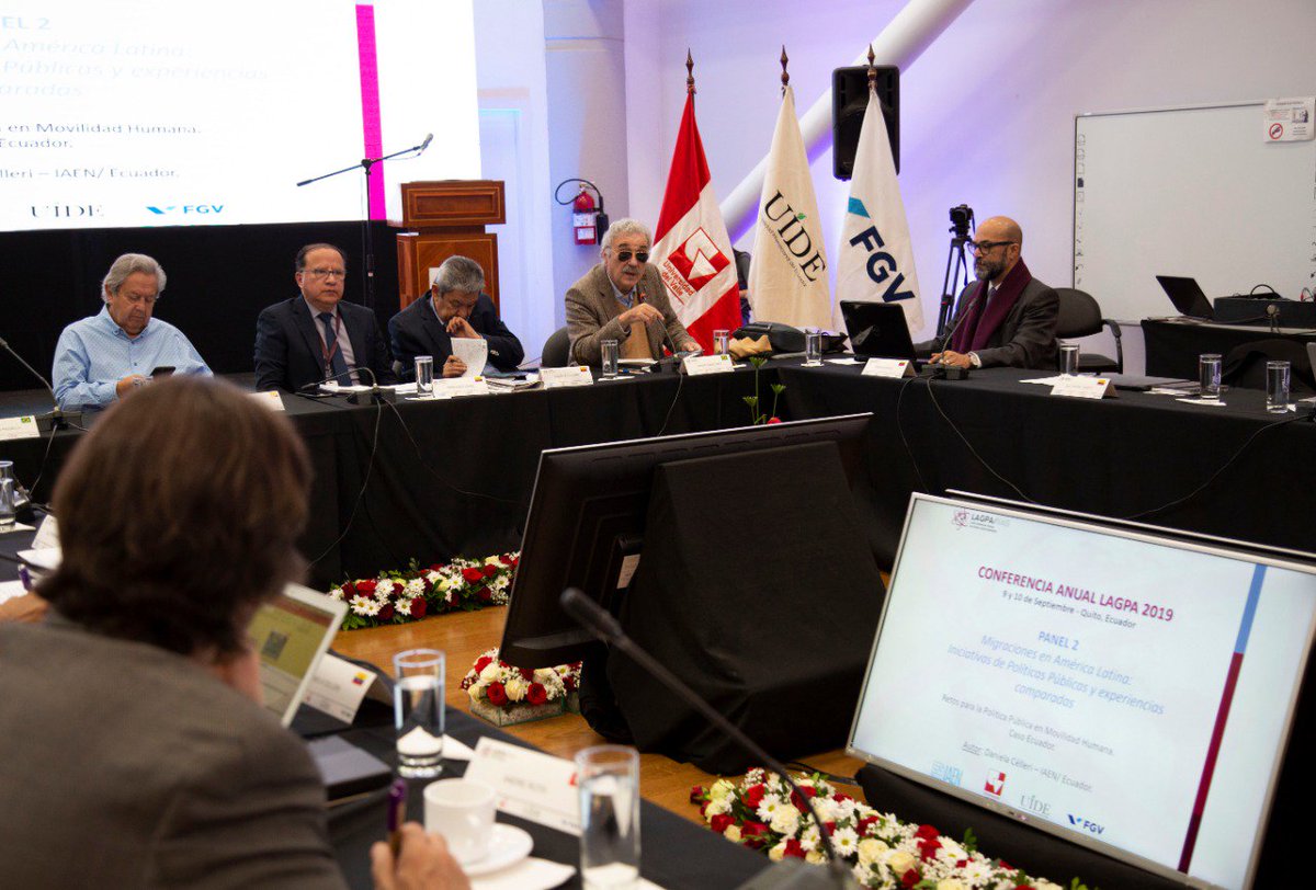 #NuevoIAEN | En este instante iniciamos con las exposiciones en el panel “Innovaciones en la gestión pública”. Modera la sesión el rector del IAEN, Fernando López Parra. #LAGPAEcuador2019