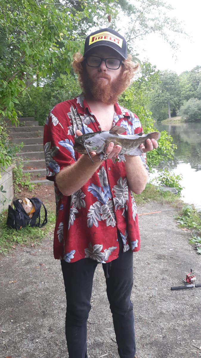 CSwhitey's tweet image. I haven't posted here in a minute.... broke my finger clean in half two months that's why I got the cast on, and the 2nd one without it on is recent from a week ago no cast. And random adventures. #abandoned #fishing #nature #notrespassing