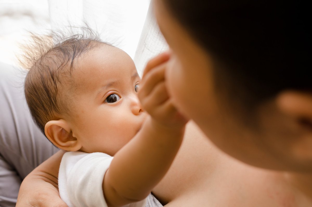 UCDavis_MOM's tweet photo. Hot off the press from the #IMPRINT Study! #Binfantis EVC001 supplementation in #breastfed #infants reduced #gut #inflammatory markers by several fold during the supplementation period and 30 days post-supplementation. https://t.co/kk4WDLqT8X https://t.co/hrfsJSfzuR