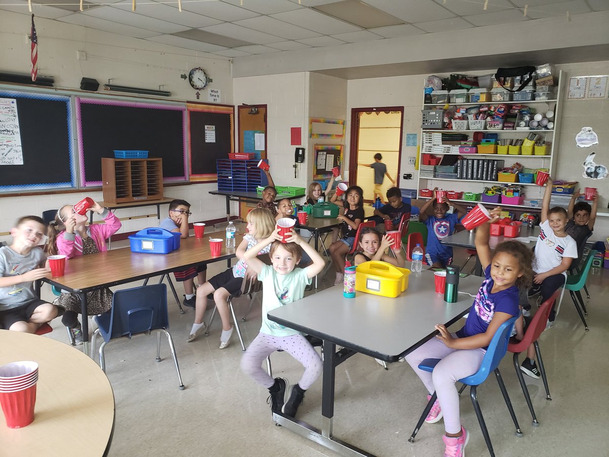 brittmbeaupre's tweet image. Today we made ⭐ Friendship Salad! ⭐ One cup of fruit for kind friends, another for hard workers and the third for friends that share. Then, we added marshmallows to symbolize all our kind words and thoughts we use in our family. #firstfam #funinfirst #CSD_AllMeansAll