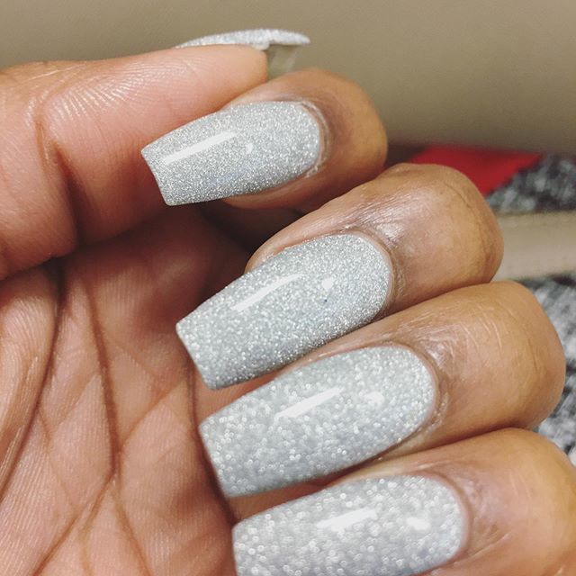 final_rant's tweet photo. New set of nails! 💅🏽 I’m trying to keep up with you, @meruhd ☺️ #newnailswhodis #cutenails #mynailtechisbetterthanyours #glitternails #coconails #crystalgel #powdernails https://t.co/8NzTrAyZ6J https://t.co/nnaxjicsbf