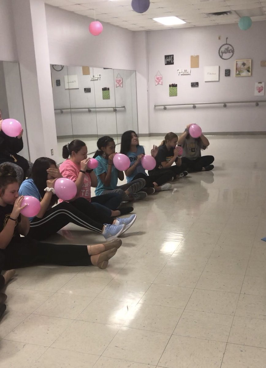 Courtney Huttel tweet media