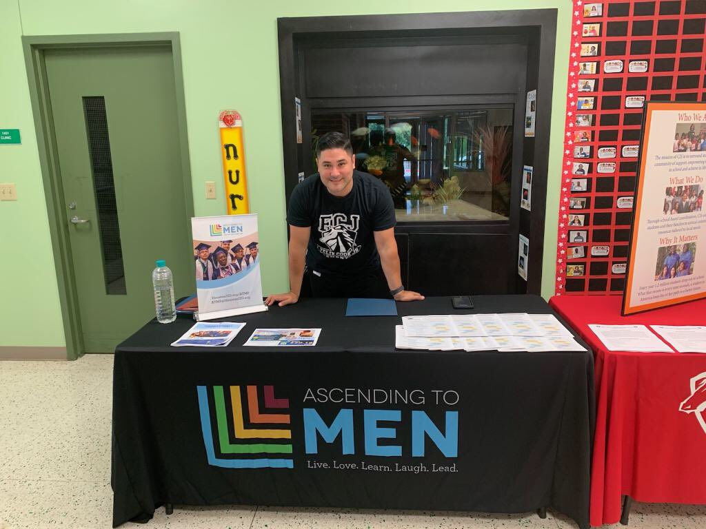 HISD_ATMP's tweet image. Open House with the Mustangs of @CookES_HISD!! #ATMP #ATMProject #HISDSupe #HoustonISD