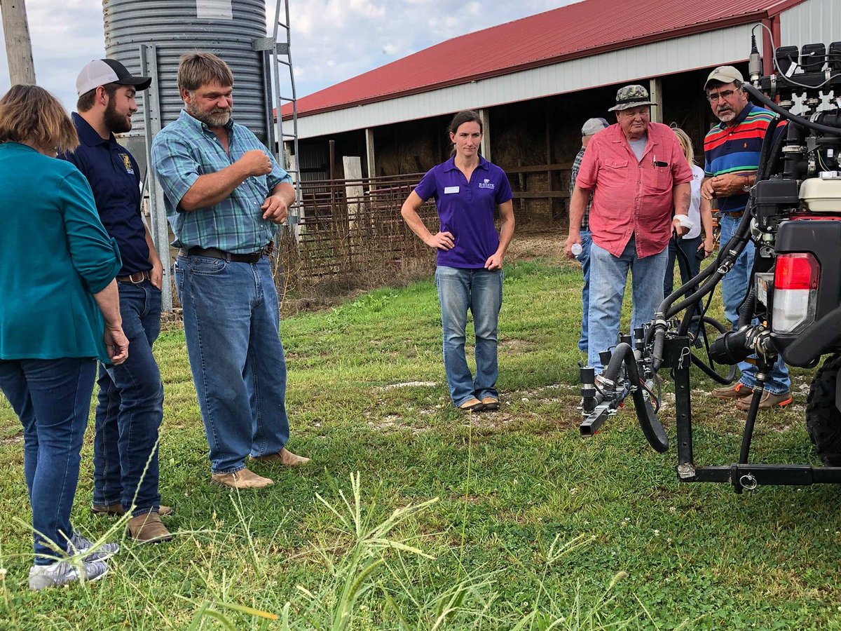 kswateroffice's tweet photo. Today was The Loess Hills #WaterTechFarm Field Day! This is the 1st year for this farm it is owned and operated by Thad Geiger. The goal of this farm is to improve soil and water quality while becoming financially feasibility and also create an education and outreach opportunity! https://t.co/1rLIzm8Bw7