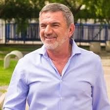 UniversoBocaLP's tweet photo. Nos comunicamos telefónicamente en el aire de @La96LP  con @JoseBeraldi, precandidato a Presidente de @BocaJrsOficial. Nos metemos de lleno en la campaña precidencial y la actualidad del club. No desciendas el volumen! @AgrupaBoquense https://t.co/xTXPkEGeIv