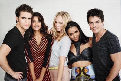 gleek_2018's tweet image. Miss This Family #10YearsOfTVD