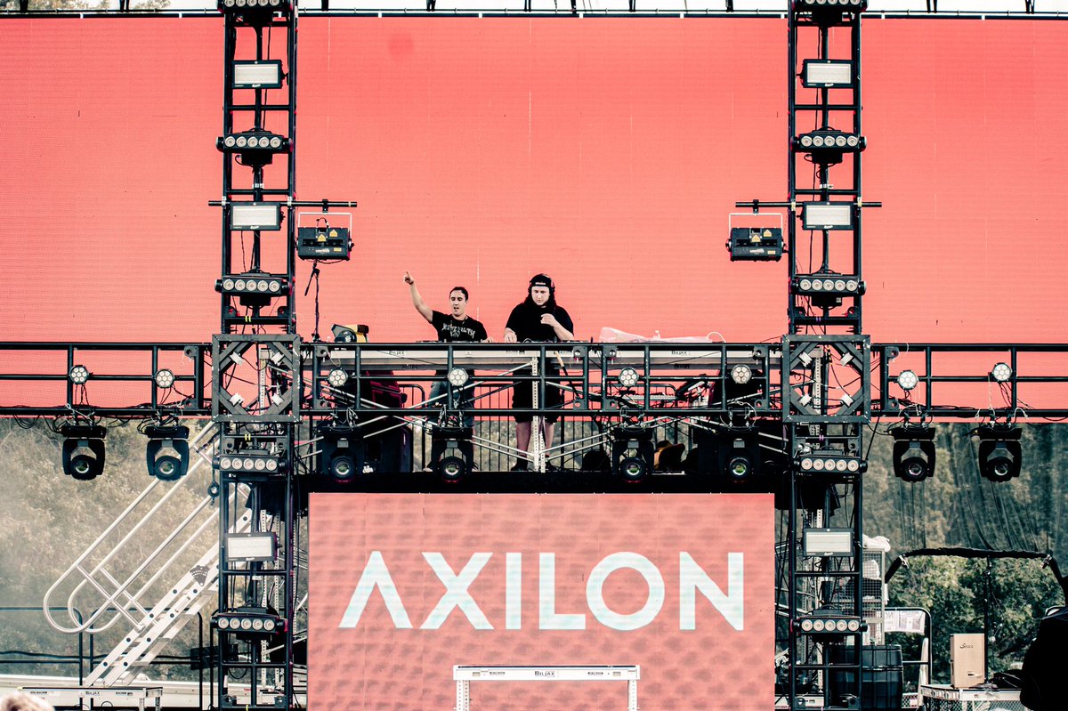 axilonmusic's tweet image. Thank you Dancefestopia 🙏🤘
