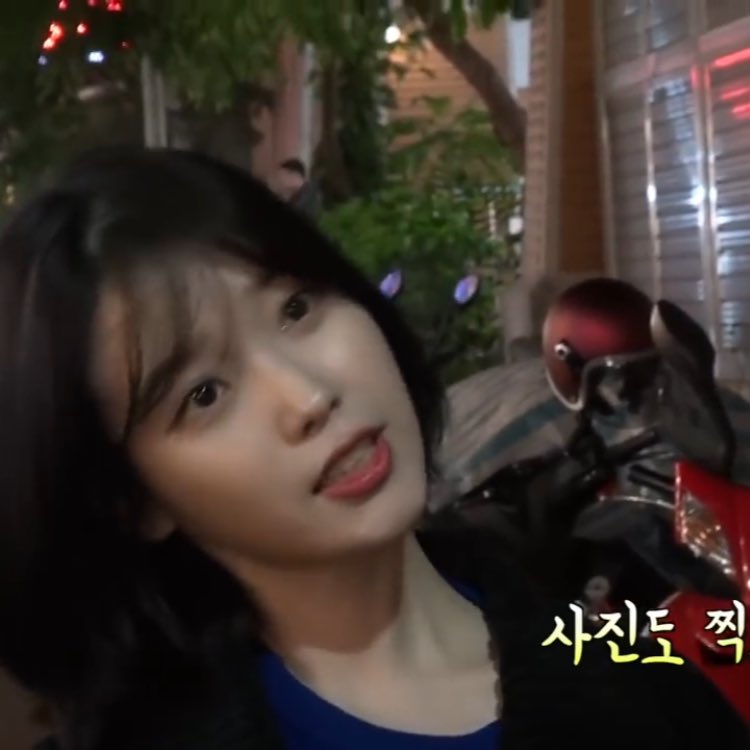 low_iu's tweet photo. https://t.co/AAaxy5oQvX