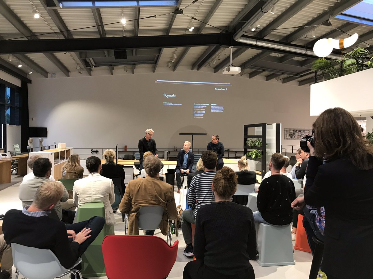 INDEEDinnovates's tweet photo. Trends/Tech/Talks... and everything else was beautiful, too. Thanks for being our guests ๐ฅฐ
#ChamberofBB #hamburg #joyintech #vitra #houseofbb https://t.co/UqlhgR2WgZ