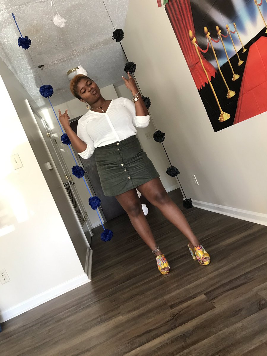 earthtokaurii's tweet photo. ๐Just a lil sneak peak #BirthdayGirl๐๐ดโโ ๏ธ https://t.co/LH4pf3TXFJ