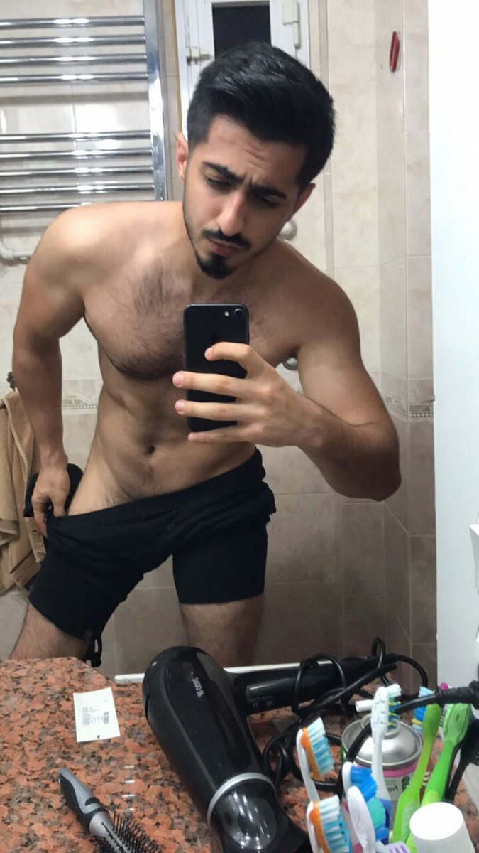 TrkBulge7's tweet photo. Gece gece azan takipçimizin fotoğrafları 👏👏
#izmirgay #aktifgay #pasifgay #bulge #penis #istanbulgay #ankaragay #mersingay #aydıngay #travesti #swinger #cuckold #porno #gayseks #gayarabul #Gaybursa #GayVideo #GayParty #gaymovie #gaypenis #gayİzmir https://t.co/jCHpuv7vyI