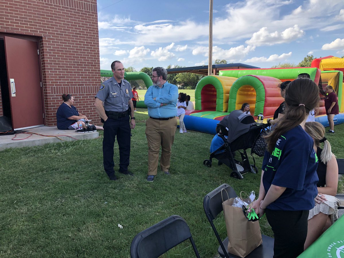 PQNWAOKC's tweet photo. It’s happening at @PQNWAOKC and Taylor Park NA NNO!!! #PartyOn https://t.co/UL1WD1ZbZU