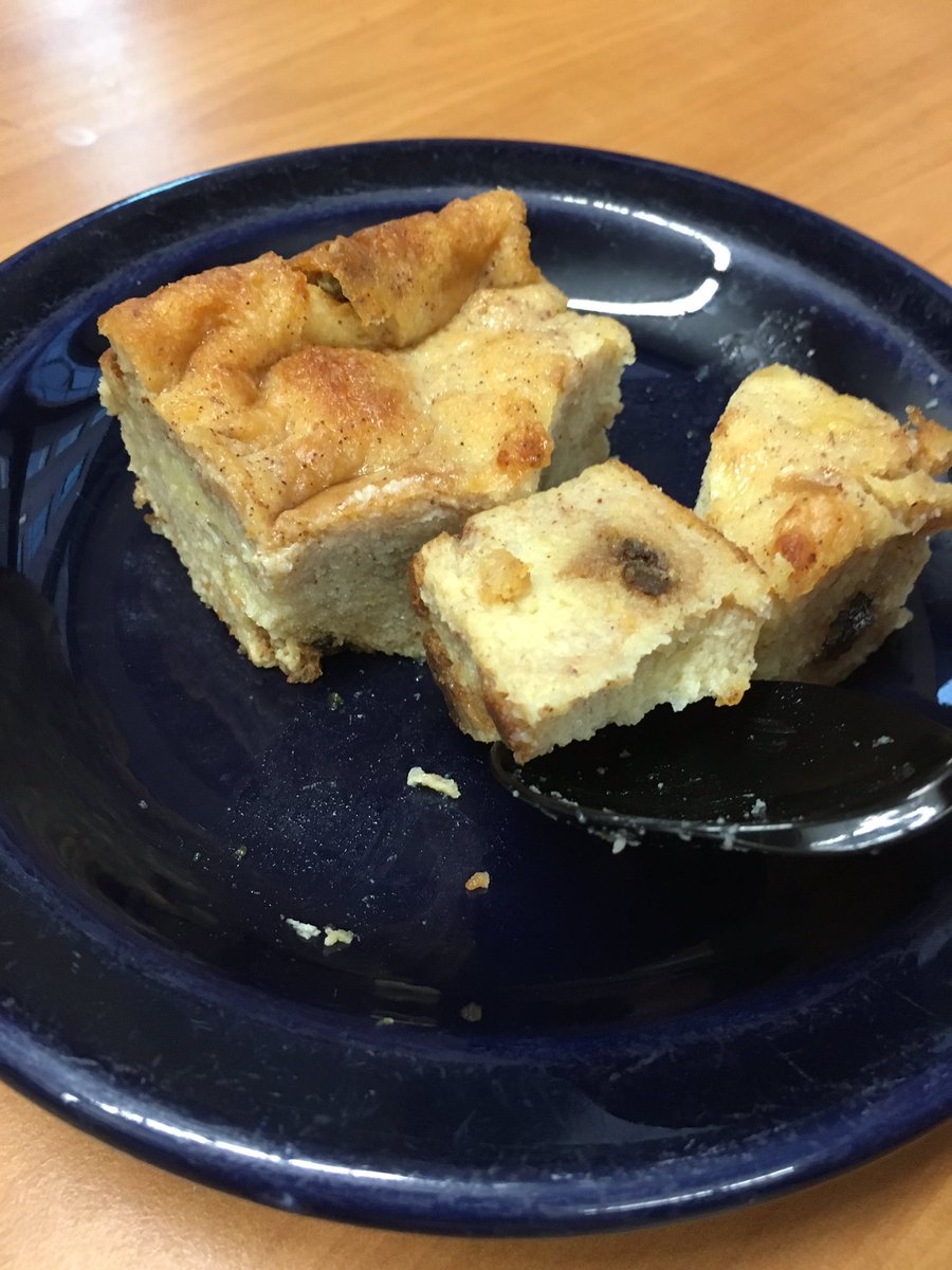 ECHOTCAKES's tweet image. Bread Pudding. 
It’s inbread, puddin.
Mouthfeel: paste but squishy.
Taste: cinnamon raisin but stale and savory??
Just plain confused tbh.
Overall score: 2/5 MealSwipes