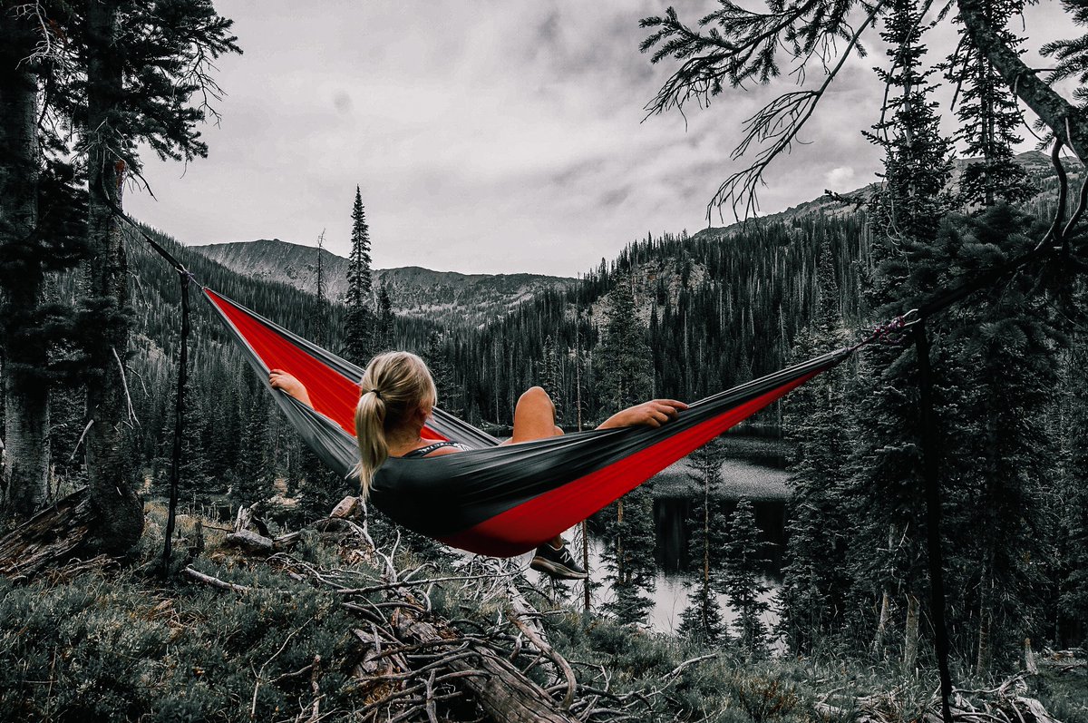 Did you know that chewing gum can actually reduce stress? By chewing a piece of Apollo Energy Gum, you can reduce the level of everyday stress, resulting in greater feelings of calmness, satisfaction, and relaxation. 😌 #chewyourenergy #apolloadventures