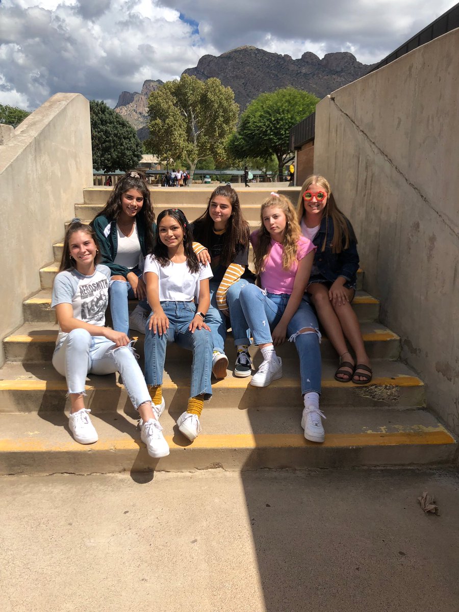 cdostugo's tweet photo. DECADES DAY🕰👨🏻‍🚀🔮📅 https://t.co/ohbYxBgwkc
