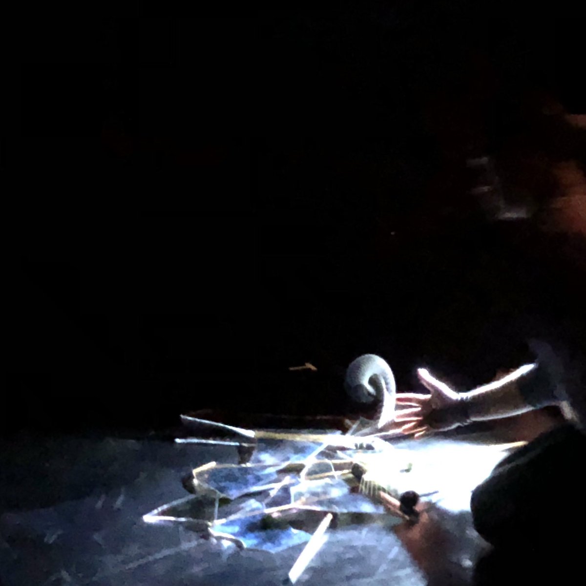 vidikulous's tweet photo. Working on lighting effects and percussion with glass for the next stage of kNots &amp; Nests — fascinating studies today. Performances next weekend at Conwell Dance Theater.
#dance #percussion #glass #glassart #experimentalmusic #newinstrument #newmusic  @TylerSchool @boyercollege https://t.co/JK2XWD6o39