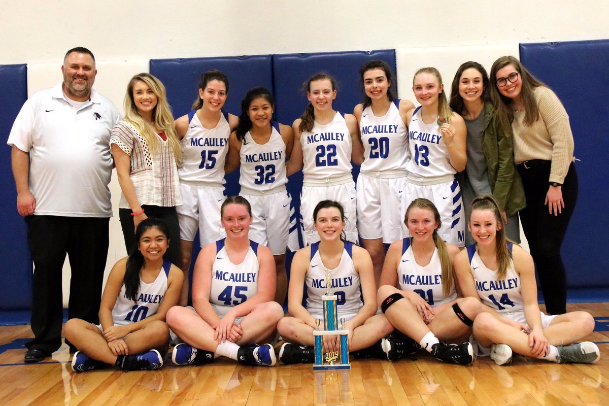 Coach_Howard1's tweet photo. What I would give to coach this team one last time....what a ride it was!
#memories #somuchfun #over2soon https://t.co/YL4VqGXIvw