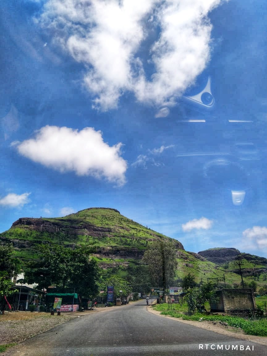 TheIndianRTC's tweet photo. Somewhere on the road amidst the blue sky and green valley!
Are you joining us to Astivinayak this weekend? #RTCMumbai and #RTCPune are teaming up on yet another trip to #Astivinayak on popular demand to make it up for those who missed it last time! ๐
#weekend #Roadtrip https://t.co/GvyKaxLPuw