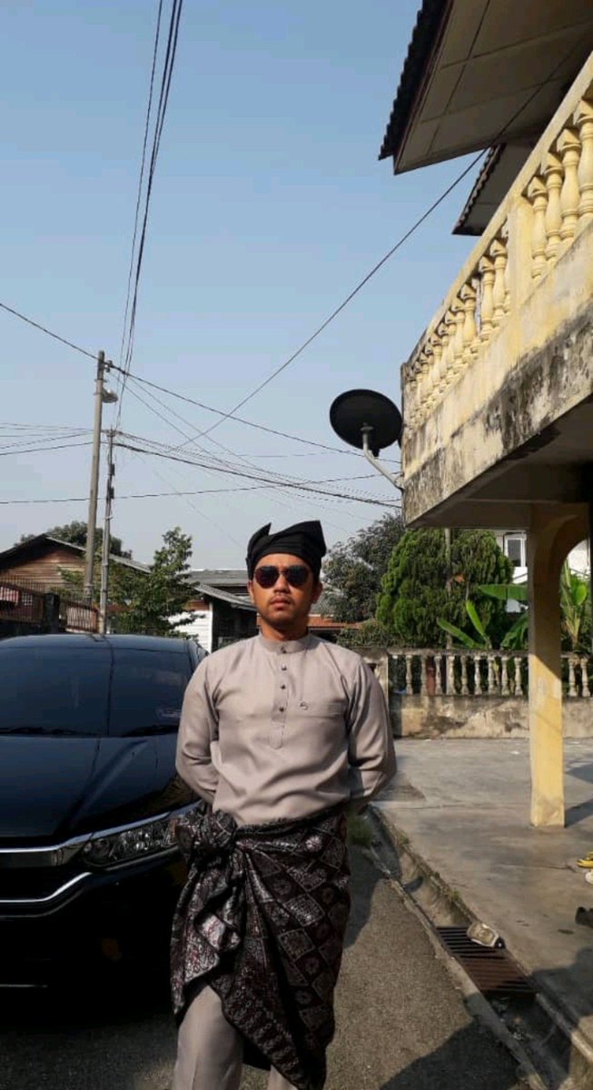Hishamuddinalb2's tweet photo. Pendekar hang tuihh 😂😂 https://t.co/1LHxRLUWN1
