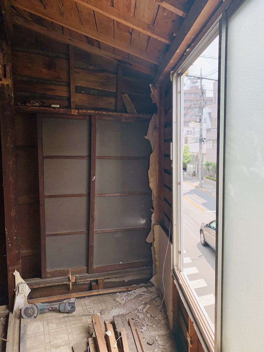 ggg_reinhold's tweet image. 壁から窓が出てきた(?)
#vba2020jp