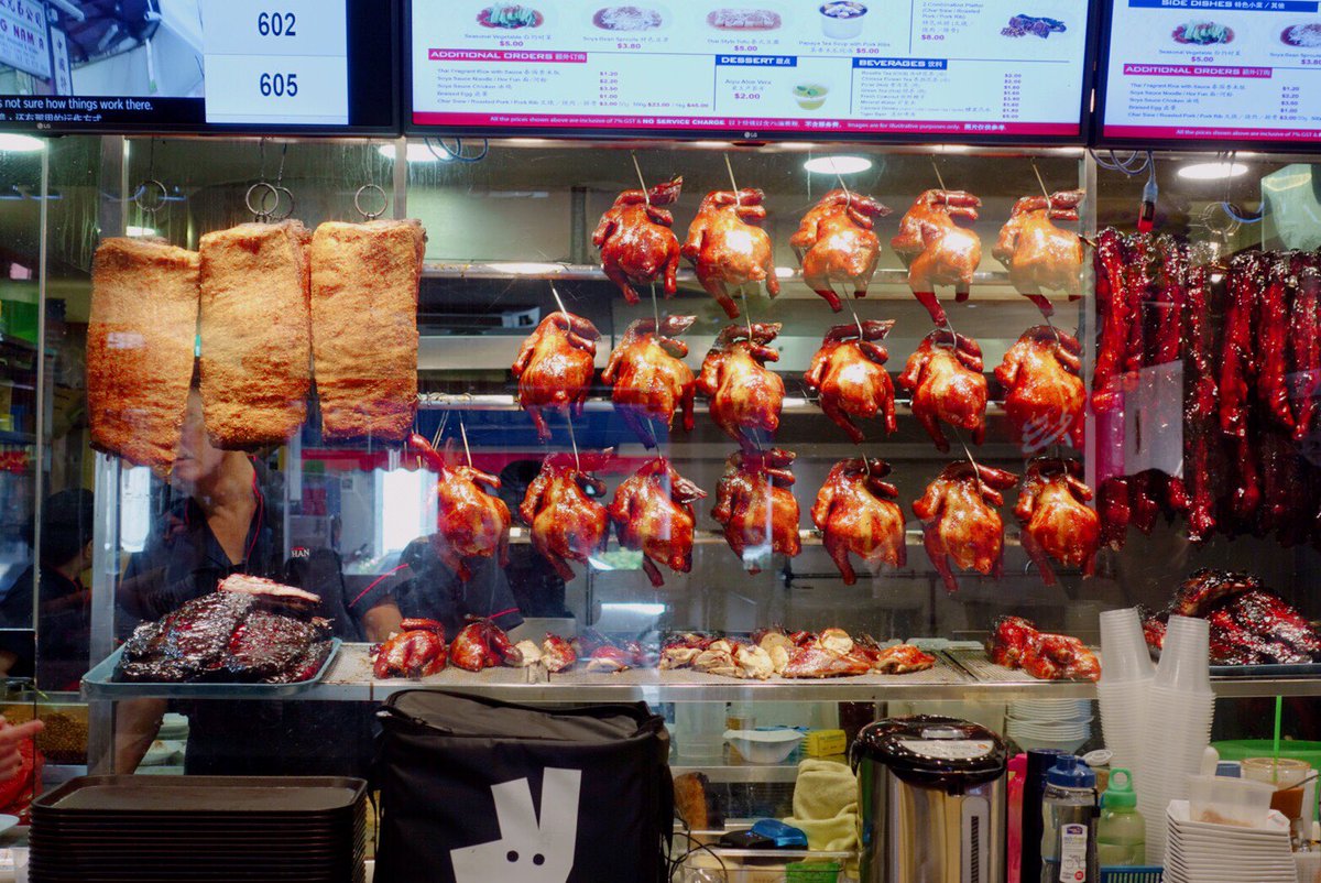 twoajumma's tweet photo. Hawker Chan พิกัด : สิงคโปร์ อยากลองเพราะได้ยินว่าได้รางวัลมิชลิน เลยลองมากิน อร่อยจริงไม่ผิดหวังเลยค่ะ นุ่ม ละมุนลิ้นมาก อร่อยสุดยอดมาก ผ่านในผ่านนนนนนนน บอกได้คำเดียวว่า ไปลองเถอะ ไหว้ย่อ ดีมาก @aroii #สองอาจุมม่าบ้าของกิน #อร่อยจนต้องรีวิว #รีวิวสิงคโปร์ https://t.co/CKUeqKD40I