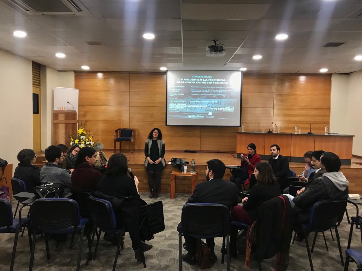 StgoParticipa's tweet photo. A casi 46 años del golpe de Estado cívico-militar contra el Presidente Allende, nos reunimos para conversar sobre la memoria y las mujeres en las resistencias, junto con @KenaLorenziniL @cotecumplido @vickypalmaerpel y @ana_maria_yanez  #SinMemoriaNoHayFuturo #11deSeptiembre https://t.co/NoKqewkA6m
