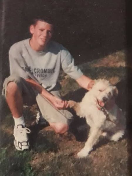 amcampbell84's tweet image. I'd be outside crying, overwhelmed, &amp;amp; depressed. He’d lick my tears as I cried, then sit out in front of me at attention as if standing guard and letting me know “he had things covered” while I took a moment. Kids in homes impacted by violence NEED their pets. #ShelterPetsToo