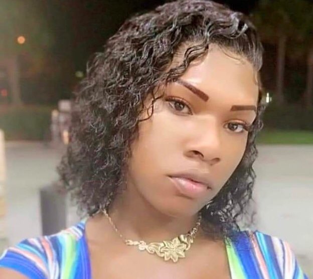 VIM_Media's tweet photo. 2 mujeres transgénero negras fueron asesinadas la semana pasada en Maryland y Florida. Este año mas que 18 personas transgénero en E.U.A. han sido asesinados y la mayoría son mujeres transgenero negras. #BeeLoveSlater #BaileyReeves https://t.co/uA2BJsb83e