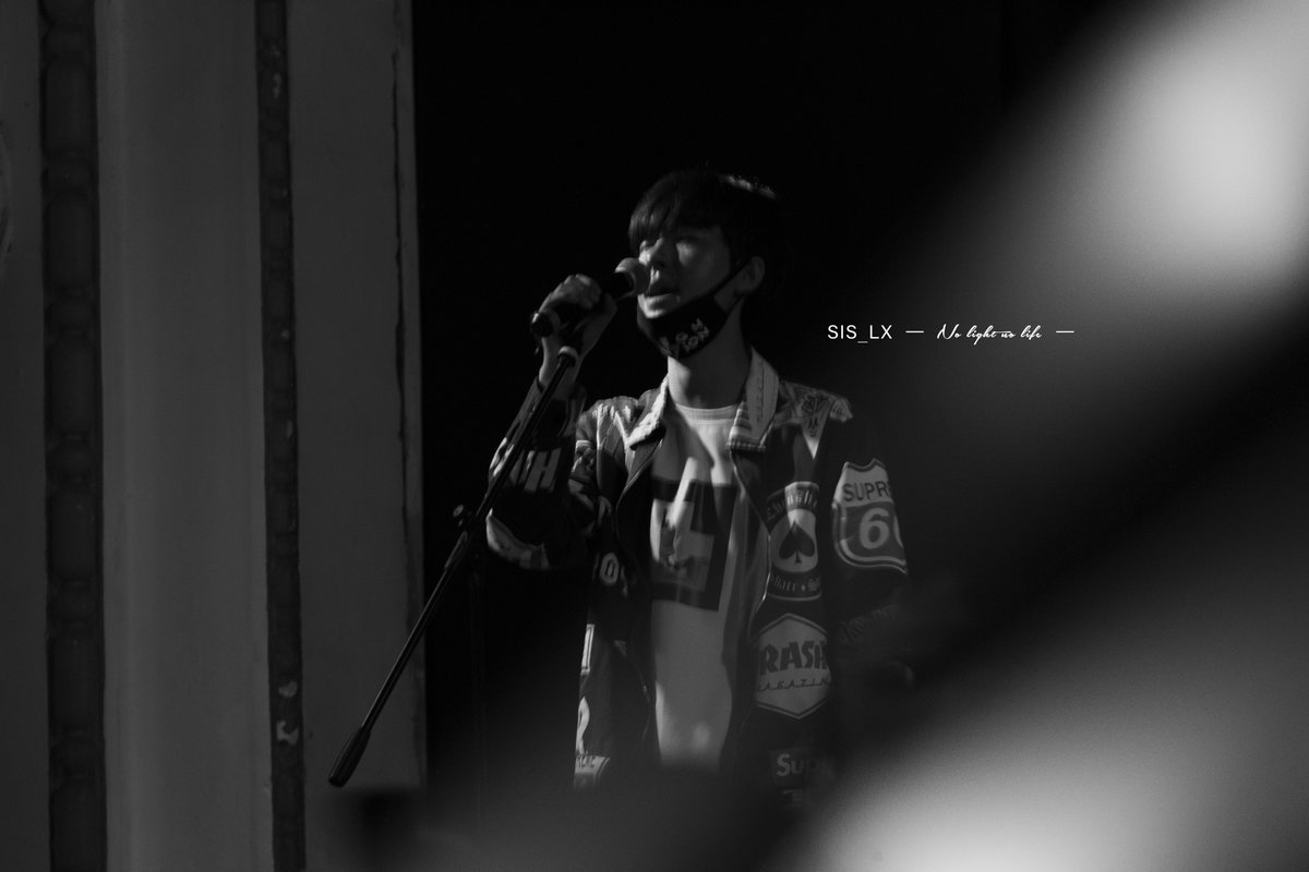 sis_lx's tweet photo. [HQ] 080919
🎶🎙Tempest🎙🎶
-High Tension- Chile🇨🇱 ShowCase

-No Light⚡️No Life- .
#HighTension
#Kpopgram #ShowCaseSeoulDay #kpopgramcl #높은장력 #HighTensionInChile #HighTensionInSantiago #FirstShowCase #NoLightNoLife #Lightning  #Tempest #대소동  #ParkKyeongWoo #박경우 https://t.co/wjJQecbMjd
