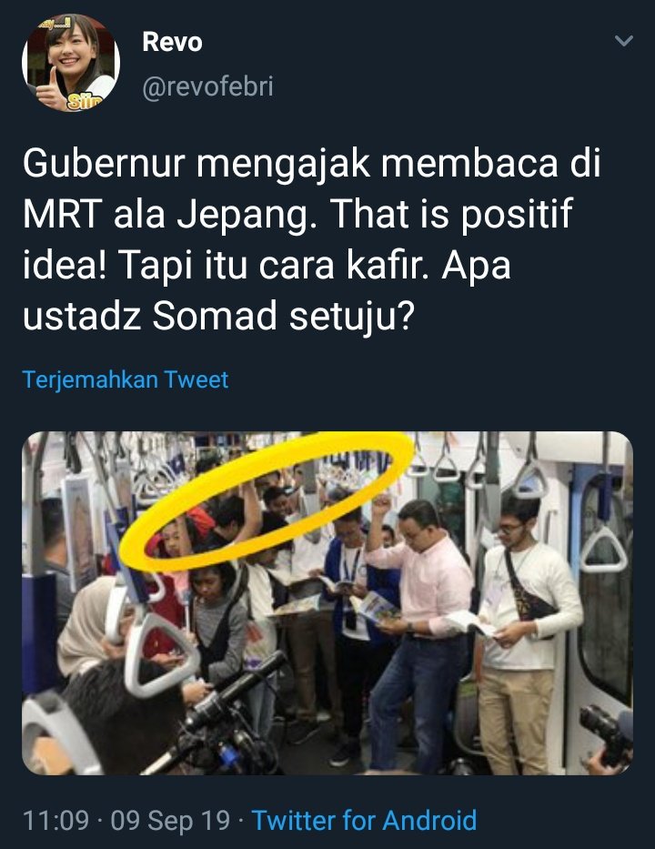 AiraAfniAmalia's tweet photo. Justru Islam pelopor budaya membaca. Ayat yg pertama turun sj perintah membaca, IQRO, BACALAH! Bahkan berabad lalu Ulama Salafushalih mengatakan :

خَيْرُ جَلِيْسٍ فيِ الزَّمَانِ كِتَابٌ
 
(Khoiru Jalisin Fizzamani Kitabun) "Sebaik-baik teman duduk pada setiap waktu adalah buku." https://t.co/V5ISqG8ZmN