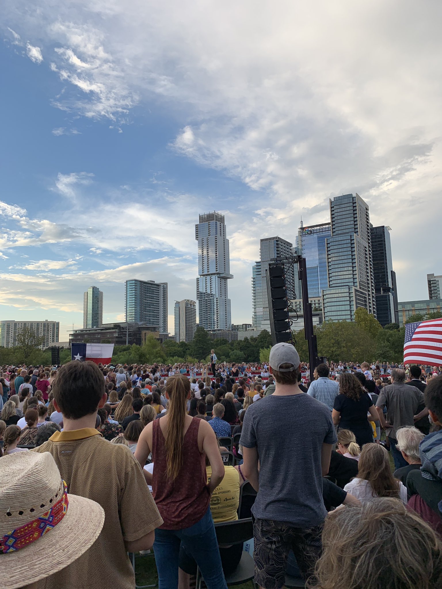 EEJHzw4XoAAgG1_?format=jpg&name=large