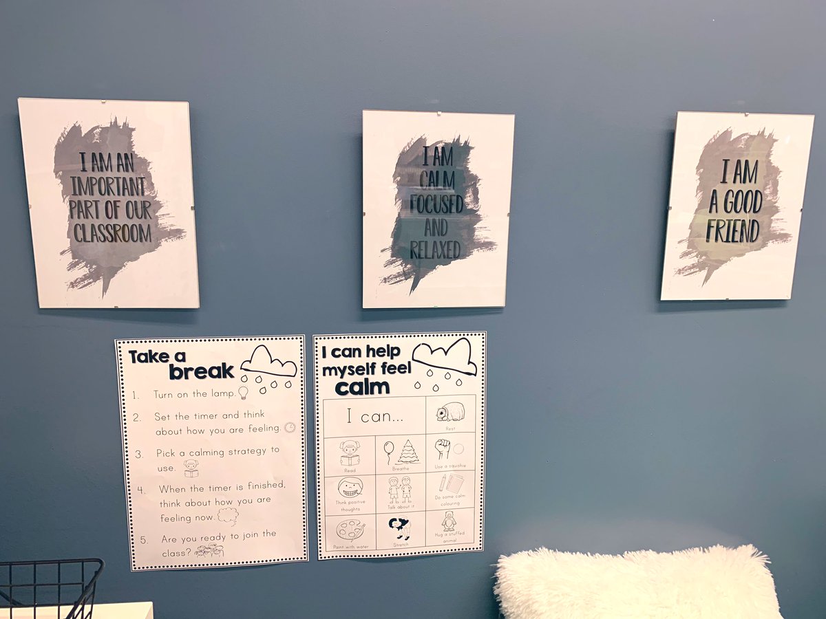 teachweedon's tweet photo. New this year......The Calm Corner. A positive place for students to go when they need a break. Allowing them to identify their emotions and use strategies to calm themselves so that learning can occur. @ryelementary @CounselorKeri @PembinaTrails #PTBackToSchool #grade1and2 https://t.co/uBplqrSCbx