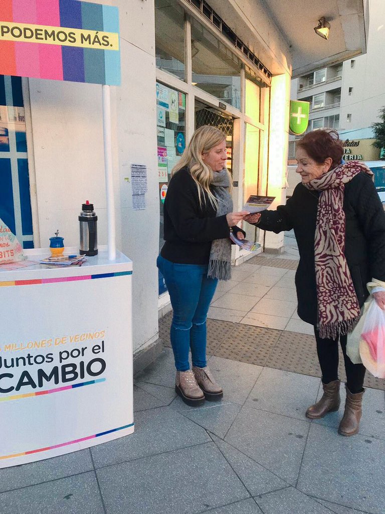 natusemmartin's tweet photo. Otro día que pasa y seguimos cerca tuyo, escuchándote y trabajando en equipo! 💪🏻 #JuntosPodemosMas 💪🏻 https://t.co/ew05CIj5xA