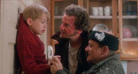 Happy birthday Chris Columbus. Home alone is the kind of family film I truly miss. 