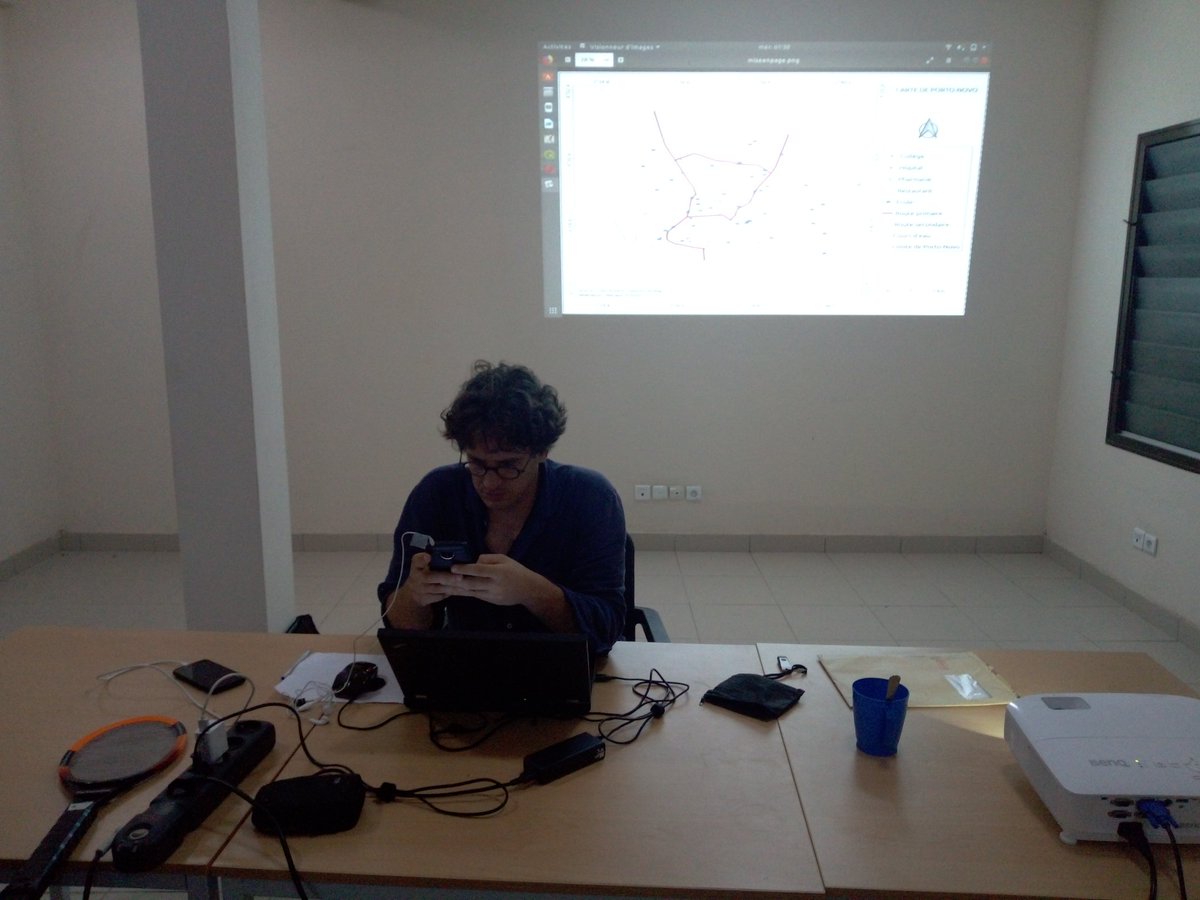 Dave Mariano (@marianodavy) on Twitter photo #Nightmapping à #actionosmtg2019
La journée continue ici. Priz en main de #qgis par <a href="/MarianoDavy/">Dave Mariano</a> de <a href="/OSMBenin/">OpenStreetMap Bénin</a>
Import de fichier #gpx
Techniques de filtre
Refactorisation des champs
Habillage cartographique
<a href="/francko/">francko</a> <a href="/saliousoft/">Saliou ABDOU</a> <a href="/MoustaphaMouta/">Moustapha MOUTARI GOGÉ</a> <a href="/nicolas_chavent/">chavent</a> <a href="/SeverinGeo/">SeverinGeo</a> #Nightmapping à #actionosmtg2019
La journée continue ici. Priz en main de #qgis par <a href="/MarianoDavy/">Dave Mariano</a> de <a href="/OSMBenin/">OpenStreetMap Bénin</a>
Import de fichier #gpx
Techniques de filtre
Refactorisation des champs
Habillage cartographique
<a href="/francko/">francko</a> <a href="/saliousoft/">Saliou ABDOU</a> <a href="/MoustaphaMouta/">Moustapha MOUTARI GOGÉ</a> <a href="/nicolas_chavent/">chavent</a> <a href="/SeverinGeo/">SeverinGeo</a>