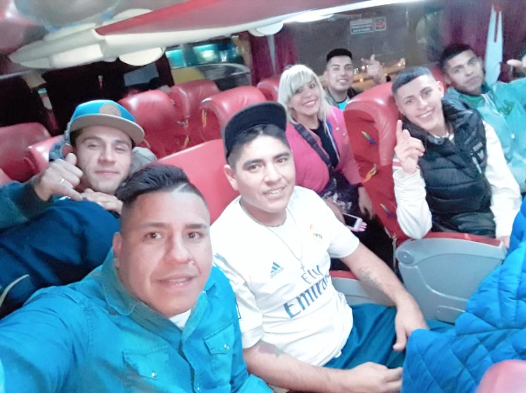 azulmyworld's tweet photo. Gracias Santiago Ibañez y a la Organizacion de Club Averias _Santiago del Estero _Departamento Figueroa_ Gracias por el cariño y el recibimiento y mis amigos del equipo Juventud _ Los quiero _ Bendiciones #azulcarrizoladamadelacordeon https://t.co/h00kULZMx8