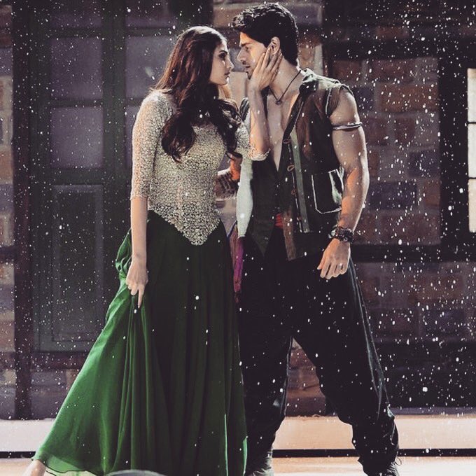 soorajp_world's tweet photo. 11 September 2015, the day we got these two super talented people in Bollywood industry🥳 today HERO completed 4 years and many more years to come💃🏻 can’t wait to see @Sooraj9pancholi in satellite shankar and time to dance😍 #4yearsofhero https://t.co/Ttz8NEeu2i