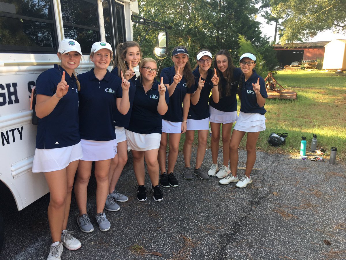 hhs_womens_golf's tweet photo. Congrats to our Lady Huskies for securing 1st place in today first conference match of the 2019 season. Also to Heritage’s own Mary Sears for posting the today’s lowest score of 36 and earning medalist of the the match! Go Huskies!! #TheYearOfTheGrind #HuskyPride #OneNotDone https://t.co/s9byUdLxTP