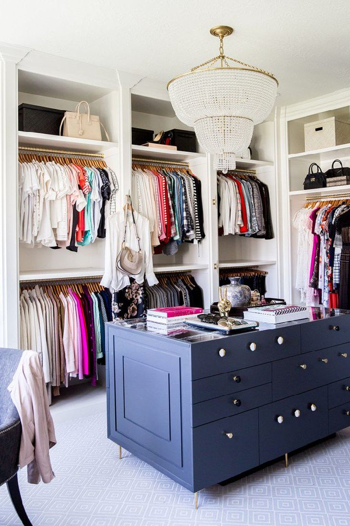 50+ Best Sleek Modern Master Closet Design Ideas ow.ly/LTfX30pvFMe
#closet #mastercloset #moderncloset #closetdesign #closetideas #remax #remaxactionrealty #whitehorse #yukon #canada