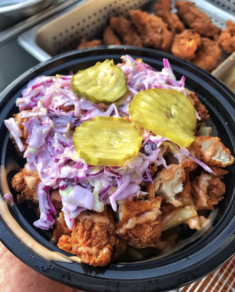 DonoutTheIE's tweet photo. What’s up y’all! My family and I recently started our own Nashville style fried chicken business in the IE! We do pop ups every weekend in Fontana and it would be great if everyone can retweet and share our food! So excited to bring this heat to Inland Empire 🐓🔥🐓🔥‼️ https://t.co/BJRuxE01Af