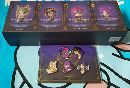 osevno's tweet photo. RT for a chance to win K/DA team minis set&amp;Pin Pack! Giveaway over at 11:59 PM PDT Sept 15.
RT 이벤트. 경품은 K/DA 미니 피규어&amp;뱃지세트! 9월 16일 오후 3시 59분까지.
RTイベント！商品はK/DAミニフィギュア、バッジです！期間は9月16日午後3時59分まで！
WORLDWIDE. No spammer/bot https://t.co/2Mu7x88dw5