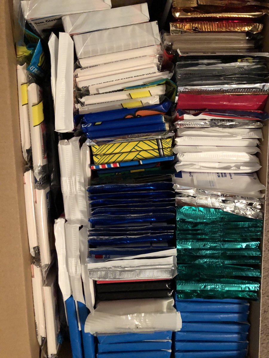 DubMentality's tweet photo. New Pinned Post! Please check it out and share it! I’ll choose a random retweet of the pinned post and send out this McCaffrey /75 and 4 packs from the Junk Wax Treasure Box! I’d love your feedback on the post! https://t.co/94pnU61tiF