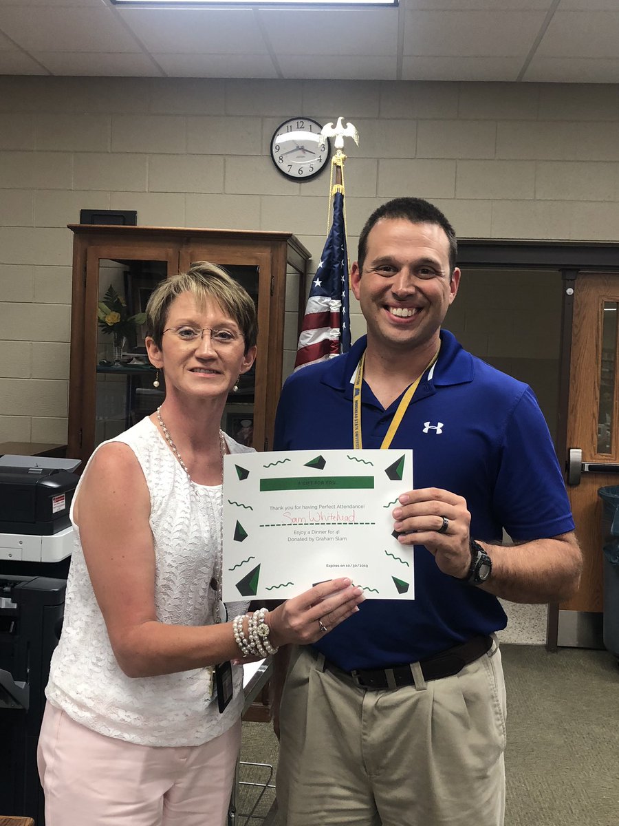 And this teacher with perfect attendance won the Graham Slam Dinner for 4! Congratulations @WhiteheadHoncho ! Thank you, <a href="/RcshsYouth/">Charles Graham, RCSHS Youth Service Center</a> for the donation. #Expectthebest💚🖤 #itsagreatdaytobeaviking 💚🖤 #greenmachine @RowanCoSuper <a href="/RCSHSOffices/">RCSHS Offices</a> <a href="/RowanSchools/">Rowan County Schools</a>