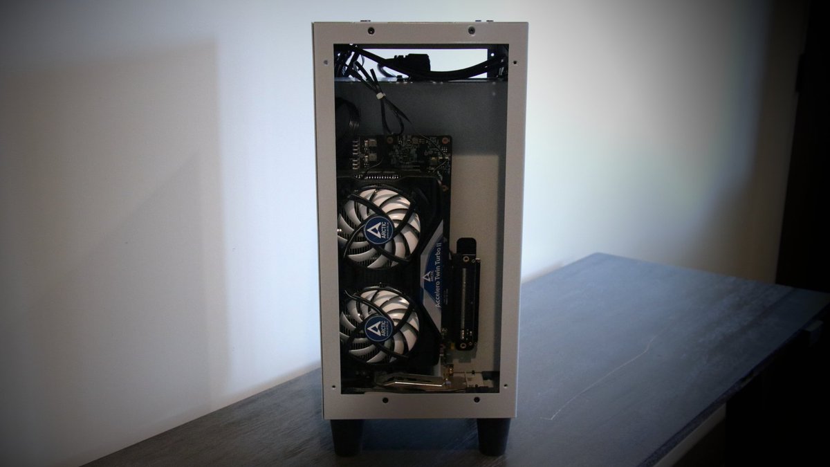 Redux_PC's tweet photo. @bitwitkyle What can you do with our prototype? #PIMPMYPC 

Redux Proto 1
Intel i7-8700K
GTX 1080 Ti w Arctic Twin Turbo III cooler
ASRock Z390M-ITX/ac
2 x 8GB Patriot Viper RGB @ 3000MHz
250GB Samsung 970 EVO M.2 SSD
1TB Sandisk Plus SSD
Corsair SF600
Noctua NH-L9x65
Noctua NF-P14s-redux https://t.co/ppw9j6Fmgr