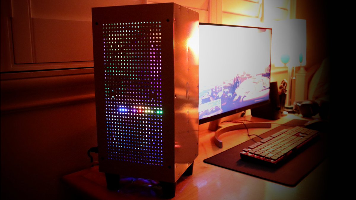 Redux_PC's tweet photo. @bitwitkyle What can you do with our prototype? #PIMPMYPC 

Redux Proto 1
Intel i7-8700K
GTX 1080 Ti w Arctic Twin Turbo III cooler
ASRock Z390M-ITX/ac
2 x 8GB Patriot Viper RGB @ 3000MHz
250GB Samsung 970 EVO M.2 SSD
1TB Sandisk Plus SSD
Corsair SF600
Noctua NH-L9x65
Noctua NF-P14s-redux https://t.co/ppw9j6Fmgr