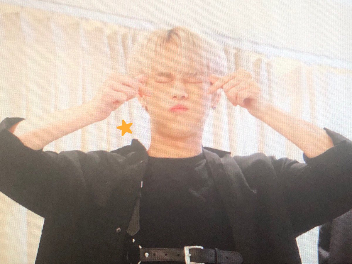 20000312_com's tweet photo. 190910 포토타임 프리뷰 

#BIT #비아이티 #JUN #준 #김형준 
@BIT5_official https://t.co/rSybI8lfTu