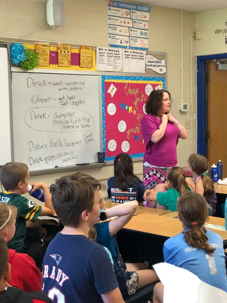 StefaniePitzer's tweet photo. Classroom visit # 6 ➡️ I gave a model writing lesson for 5th graders @DGSRoyals in @Mrs_Bond22 &amp; @susanmpiper classrooms. l modeled brainstorming, topic selection &amp; the power of telling your story out loud first! 📝🥰🙌🏻 #Pitzer2b #Pitzer3c #dgsroyals #323learns #50classrooms https://t.co/G5EUAK2Ns9