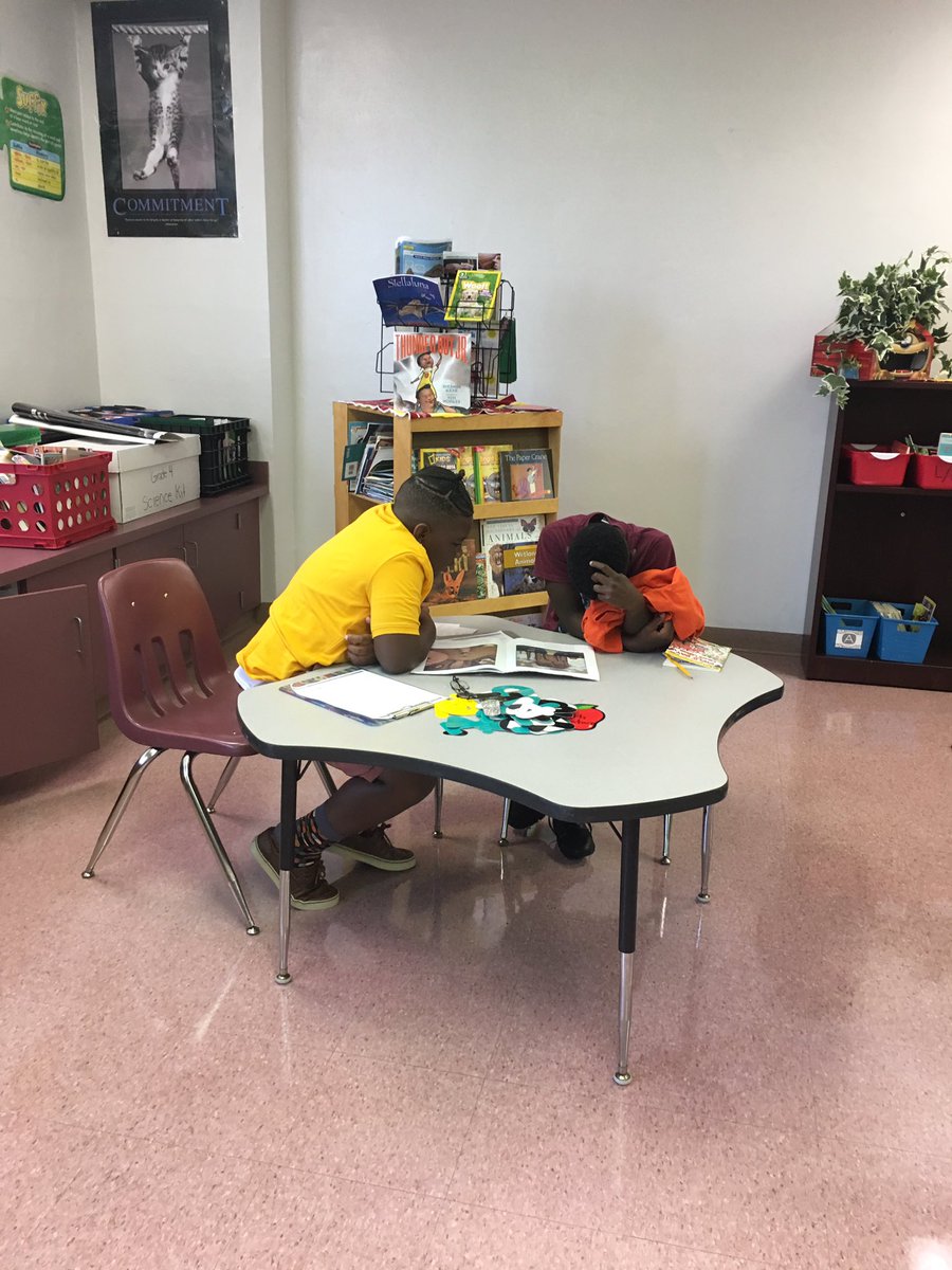 Madeleine Gail tweet media