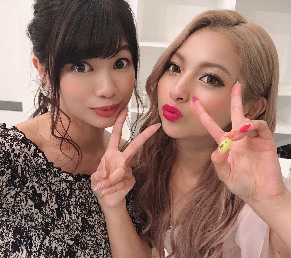 트위터의 野田 あず沙 あずあず 님 対談掲載 本日11日発売の雑誌 Anan バチェラータイアップページにて ゆきぽよ先輩と対談させて頂きました ぽよ先輩話しやすいから喋りすぎちゃったかも 笑 他にもバチェラー情報盛りだくさんで読み応えありです 트위터의 野田 あず沙 あずあず 님 対談掲載 本日11日発売の雑誌 Anan バチェラータイアップページにて ゆきぽよ先輩と対談させて頂きました ぽよ先輩話しやすいから喋りすぎちゃったかも 笑 他にもバチェラー情報盛りだくさんで読み応えありです