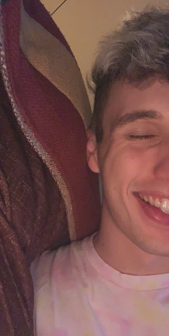 Saddest thing about getting my wisdom teeth out tomorrow is I won&rsquo;t be able to suck any dick for a few<a href="/tag/gay"class="tags"><span>#gay</span></a><a href="/tag/spookyboy"class="tags"><span>#spookyboy</span></a>